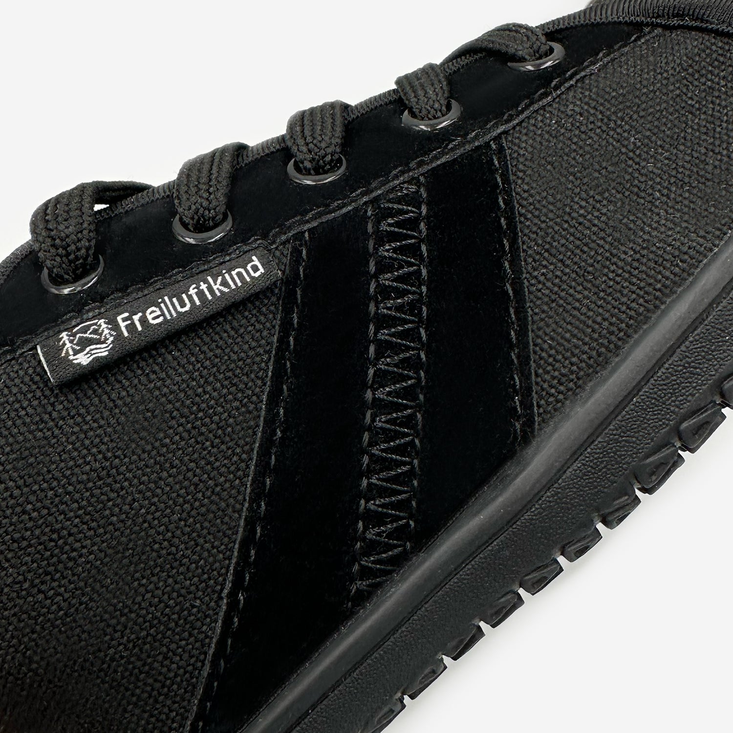 Baker - sneakers barefoot salutari